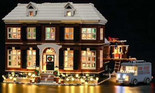 Lego Ideas Home Alone Set displayed with a lighting kit installed.