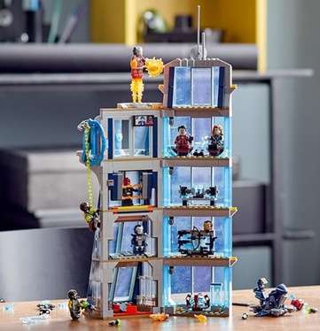 Image of the LEGO Marvel Avengers Tower (76166) assembled Set.