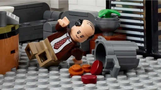 Play scene from the Lego office building set .Link to Amazon.